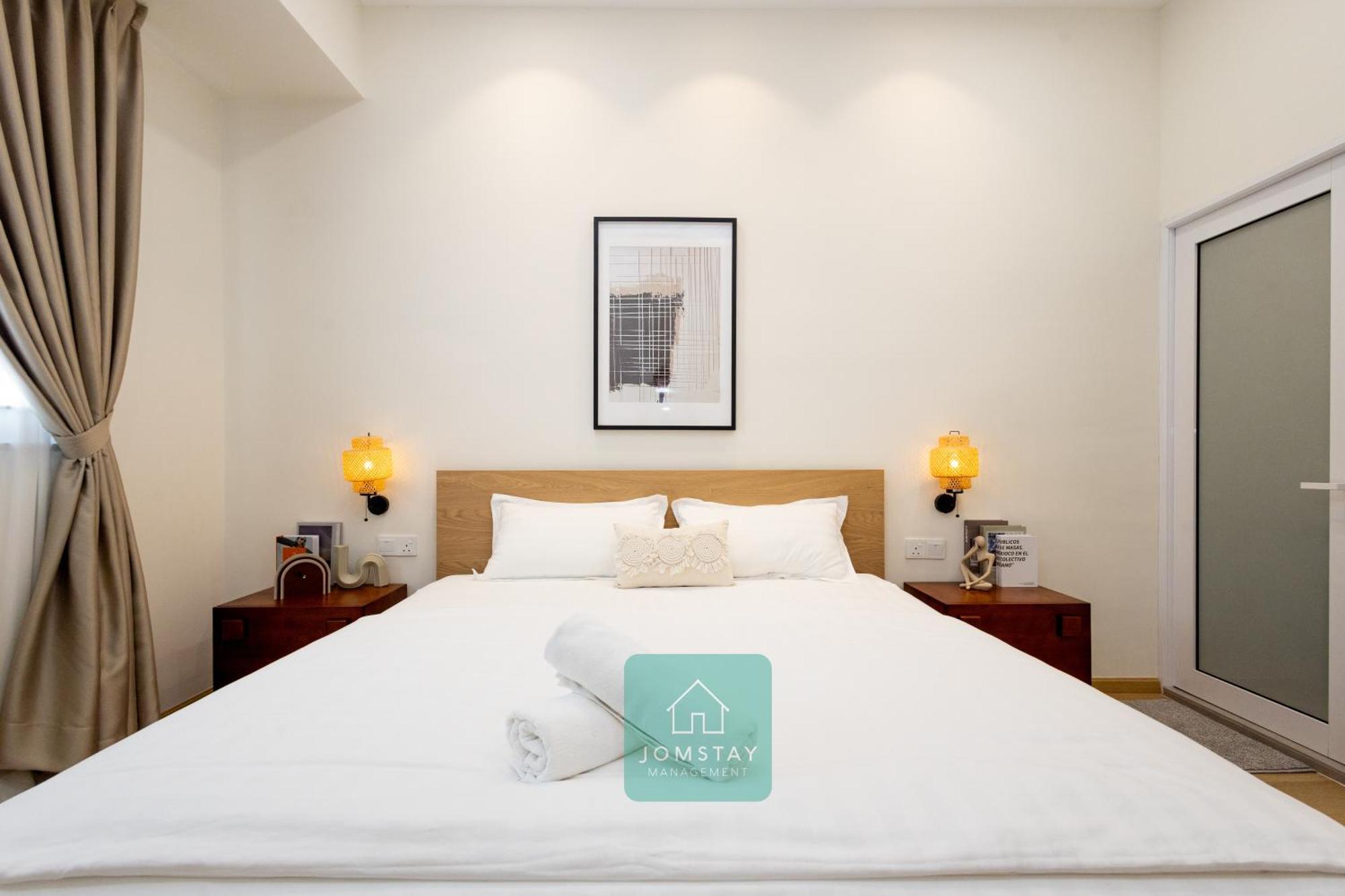 Jomstay Muji 19 & 7 Inn Ipoh Garden 8-10 Pax Exterior photo