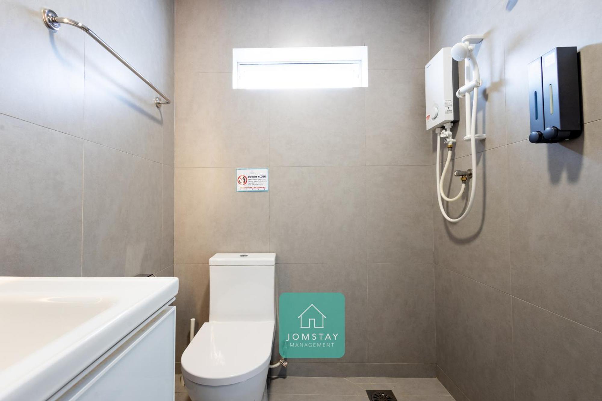 Jomstay Muji 19 & 7 Inn Ipoh Garden 8-10 Pax Exterior photo