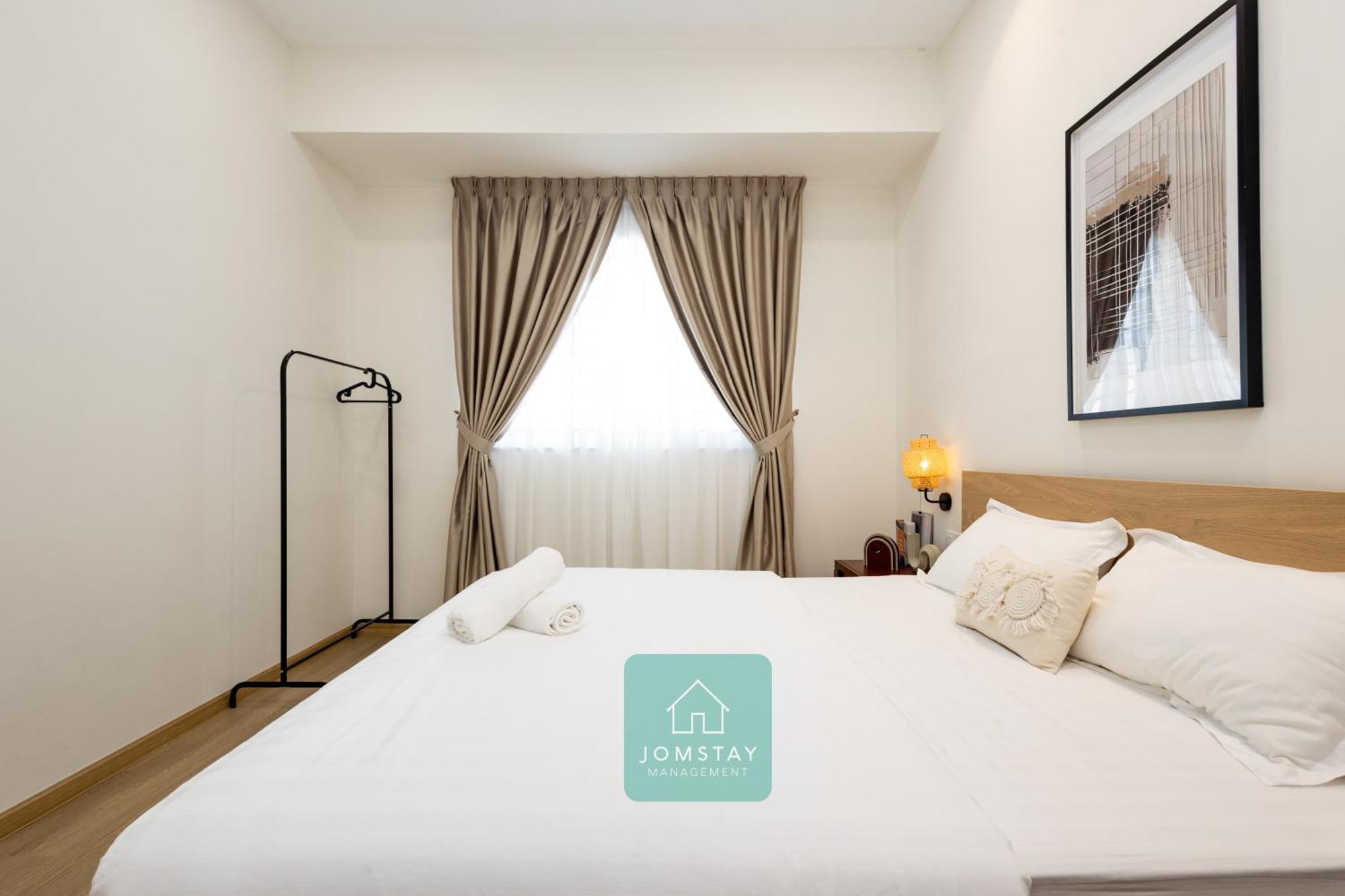 Jomstay Muji 19 & 7 Inn Ipoh Garden 8-10 Pax Exterior photo